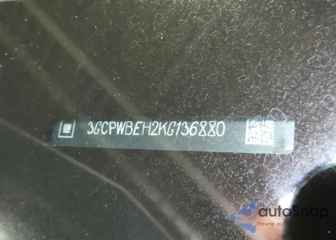 2019 Chevrolet Silverado C1500 Custom z USA, uszkodzony, nr VIN 3GCPWBEH2KG136880